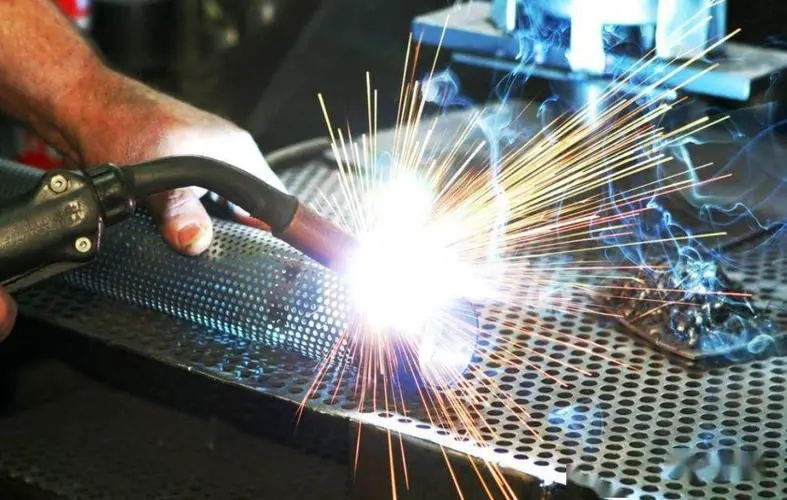 吴越能源工业气体 液氮在金属加工中的应用——焊接